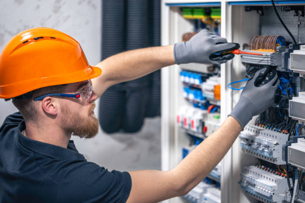 Best Electrical Contractors for Businesses  in Punaluu, HI